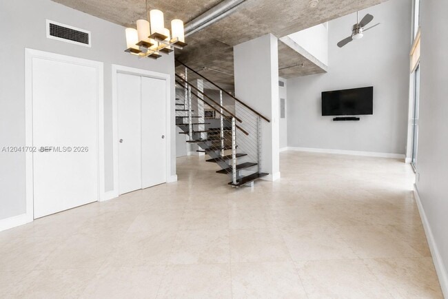 Building Photo - 690 SW 1st Ct