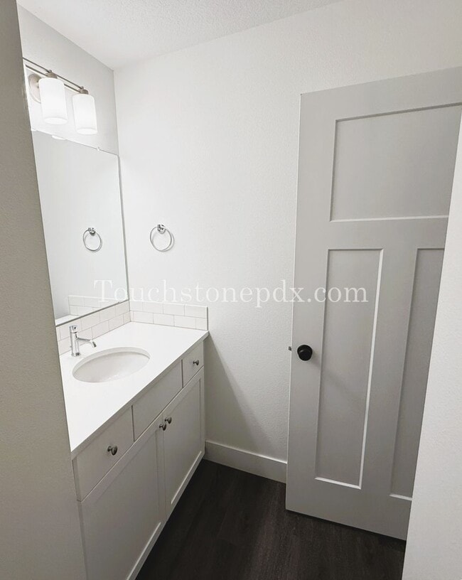 Building Photo - 16764 Chula Vista Ave