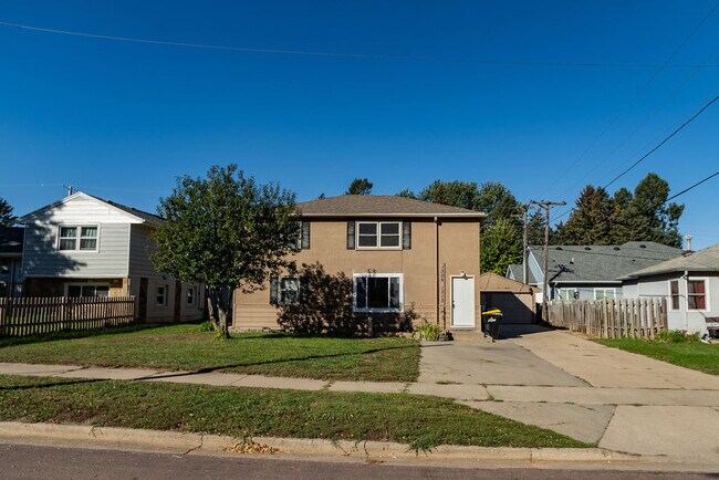 Building Photo - 1309 S Gary Dr