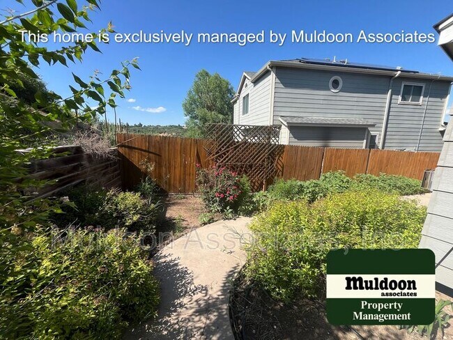 Building Photo - 2627 Lear Dr