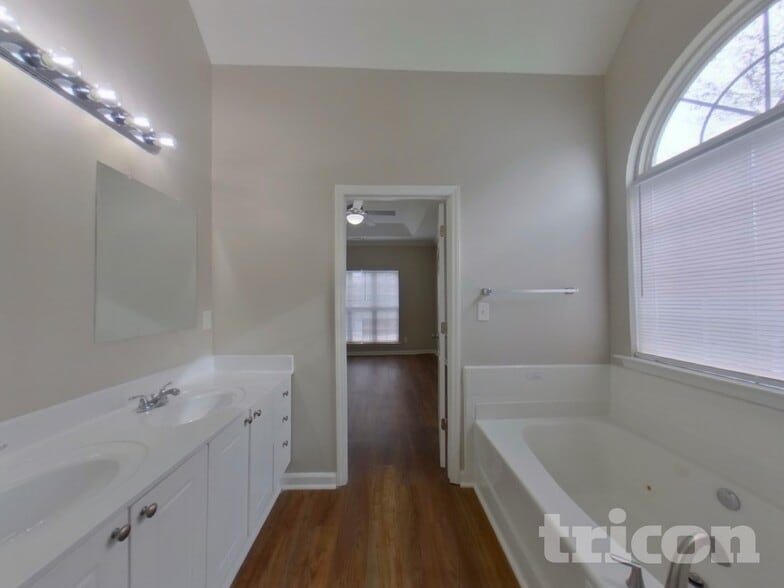 Building Photo - 6031 Powder Mill Pl