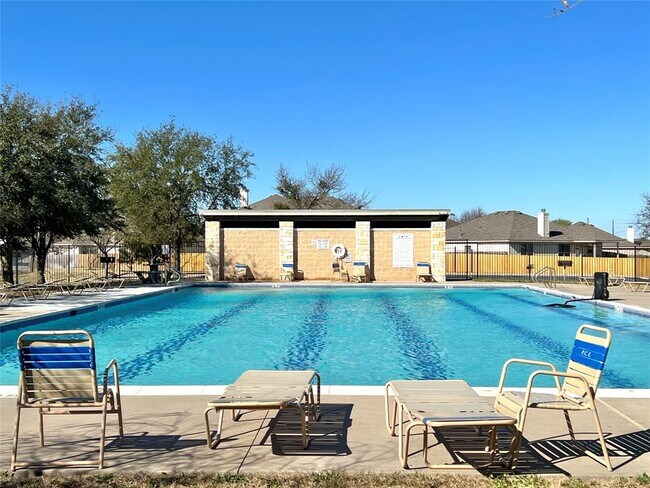 Building Photo - 11013 Ukaoma Wy