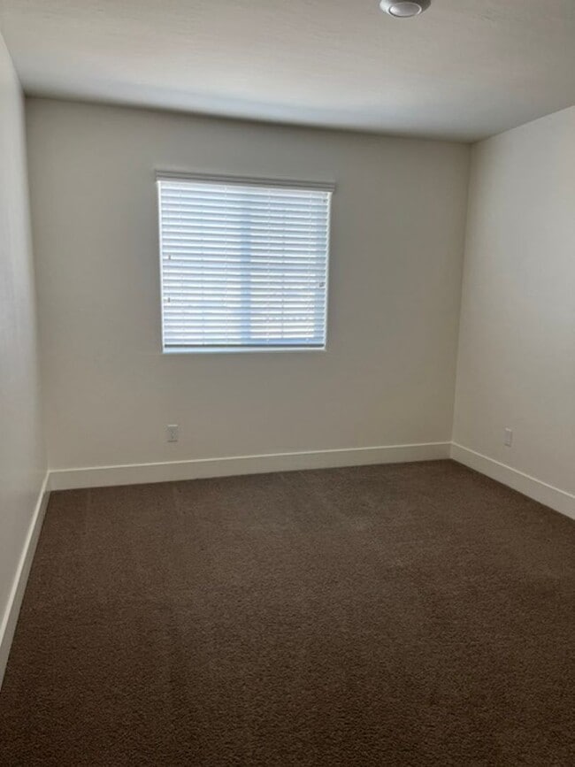Building Photo - 6520 Acton Ct