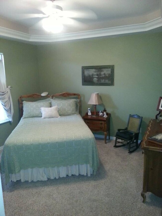 Building Photo - Boundary