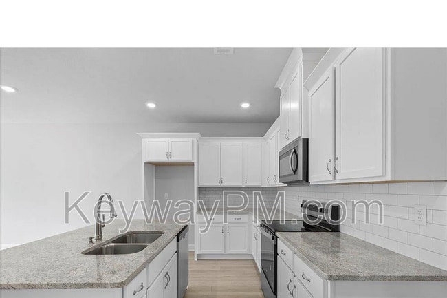 Building Photo - 1316 Newbern Dr