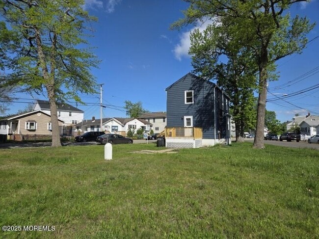 Building Photo - 82 Twilight Ave