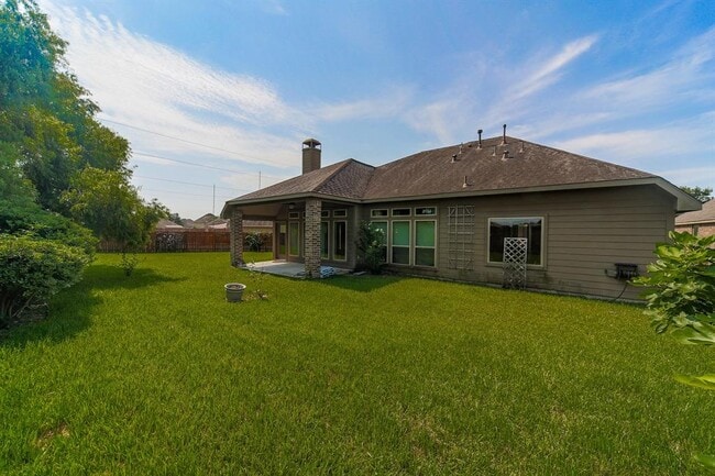 Building Photo - Royal Ridge Drive, Pearland, TX 77584 - 3 ...