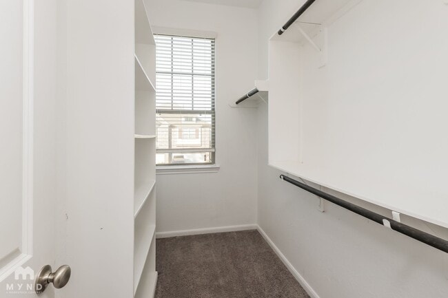 Building Photo - 114 Axlewood Ct