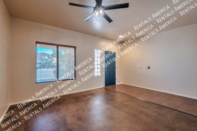 Building Photo - 8261 N Converse Ct