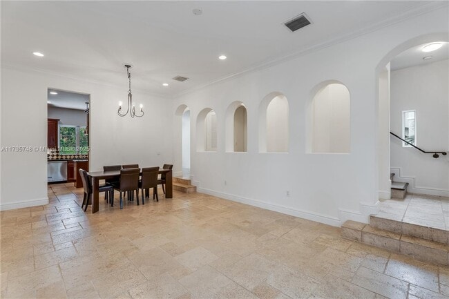 Building Photo - 10155 SW 75th Pl