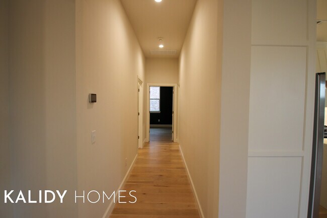 Building Photo - 1891 Lytal Ln