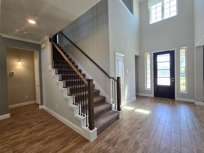Building Photo - 15227 Deseo Dr