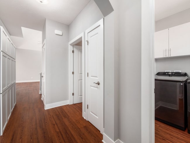 Building Photo - 101 Glenridge Dr