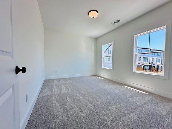 Building Photo - 1225 Westshore Dr