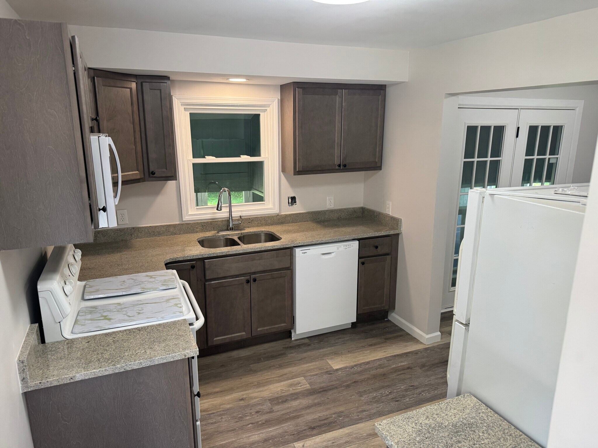 Building Photo - 1027 Morgan Ross Rd