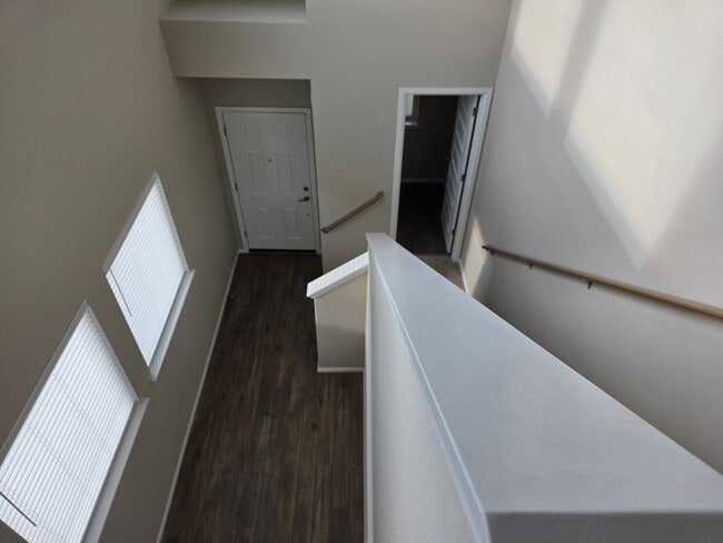 Building Photo - 4 Bedroom Home in Soundview Estates!