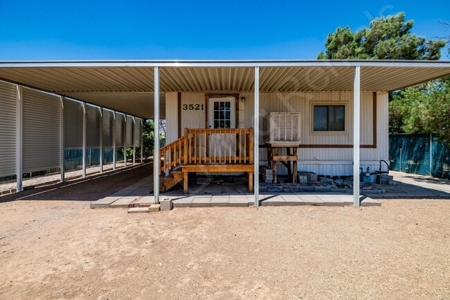 Building Photo - MOVE IN SPECIAL, $475 OFF FIRST MONTH