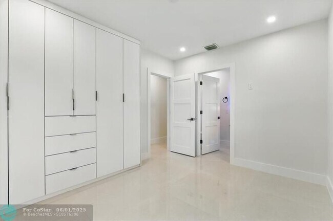 Building Photo - 7860 SW 158th Terrace