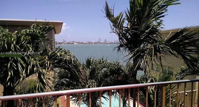 Building Photo - 7945 East Dr