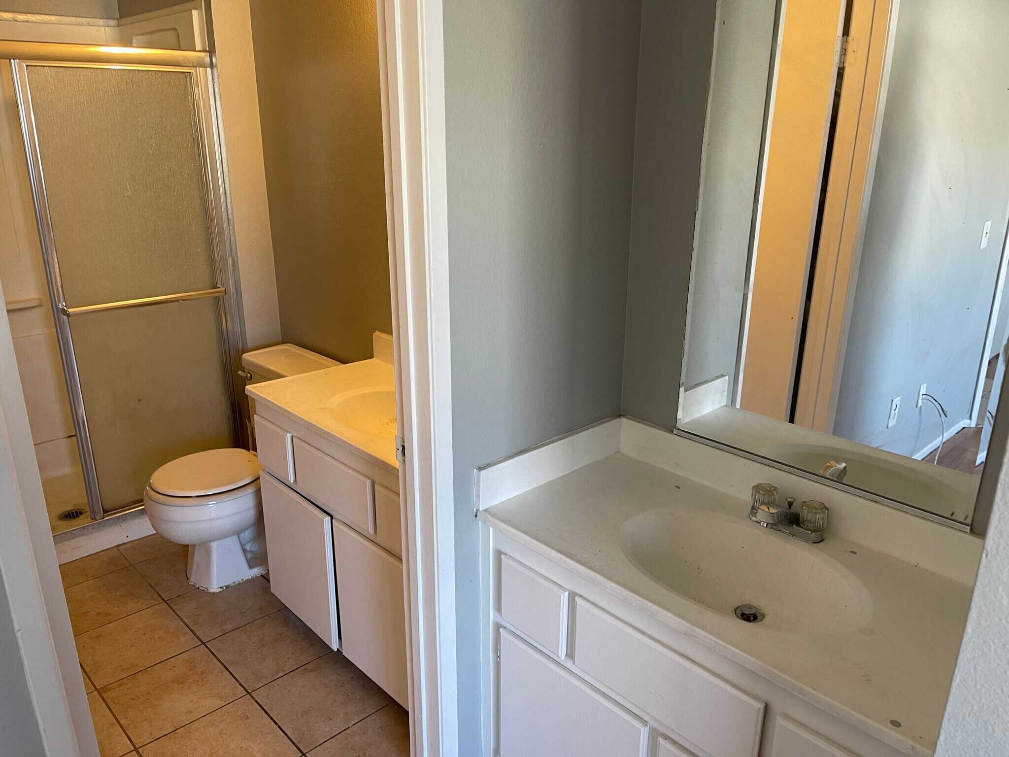 Building Photo - 1025 N Tippecanoe Ave