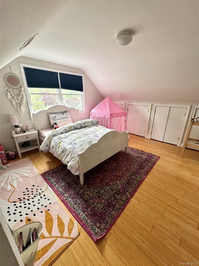 Building Photo - 46 Beechwood Rd