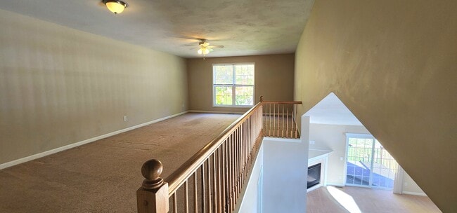 Building Photo - 162 Slindes Wood Cir