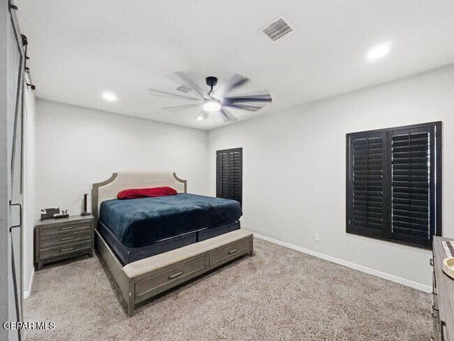 Building Photo - 13655 Stonor Ct