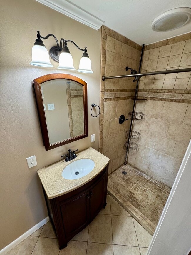 Building Photo - Shreveport Home