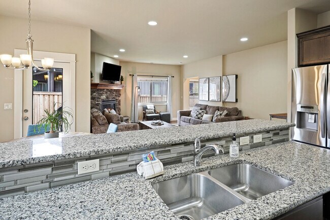 Building Photo - 60999 SE Geary Dr