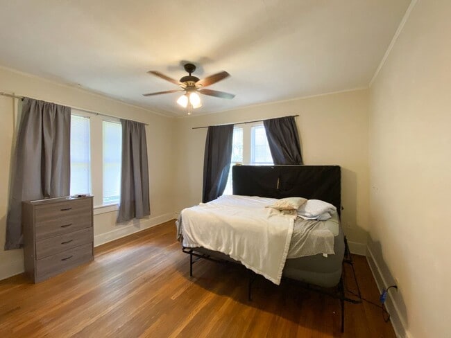 Building Photo - 1714 NW 3rd Pl