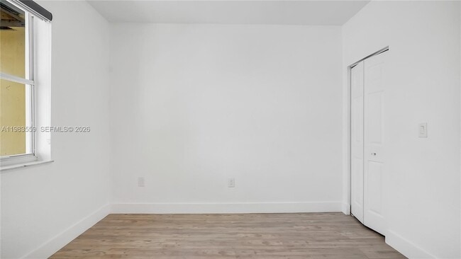 Building Photo - 4991 SW 135th Ave