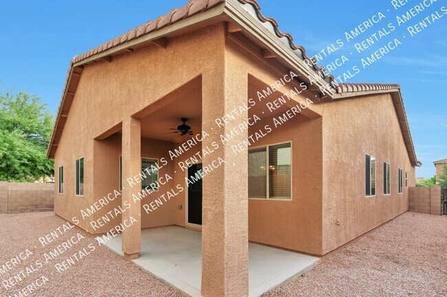 Building Photo - 8960 N Country Home Ln