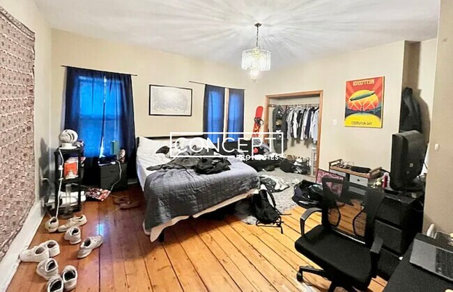 Building Photo - 11 Sewall St