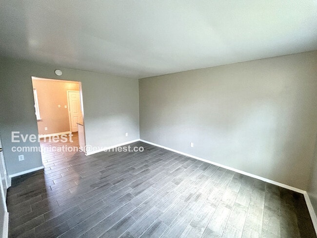 Building Photo - 1319 Minefee St