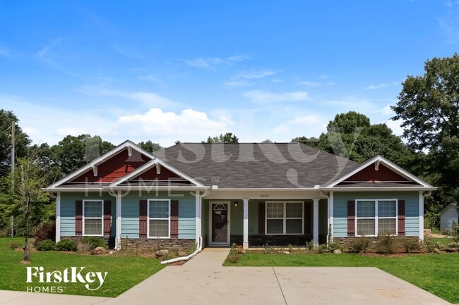 Building Photo - 8409 Military Wy