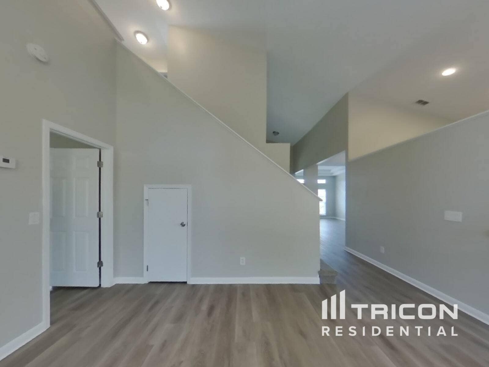 Building Photo - 1360 Holly Glen Run