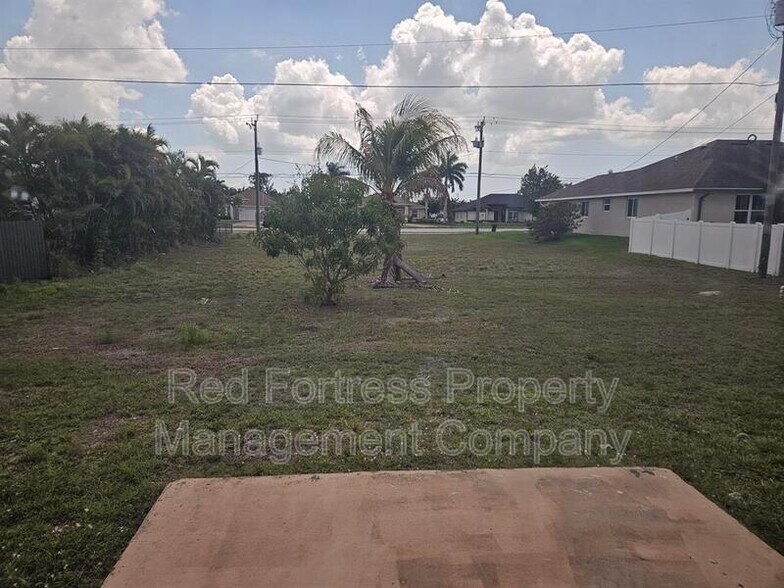 Building Photo - 1814 SW 42nd St