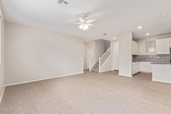 Building Photo - 16648 W Jenan Dr