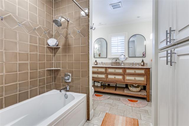 Building Photo - 413 Canyon Creek Dr