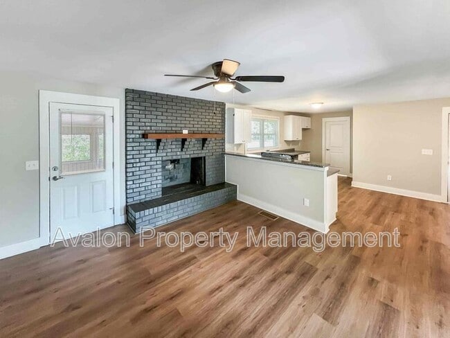 Building Photo - 3301 Mars Hill Rd