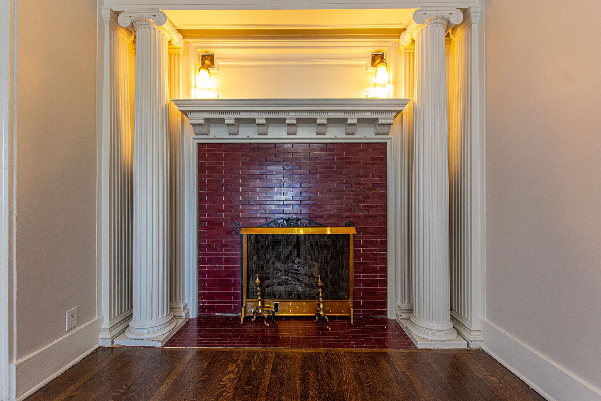 Building Photo - 117 S 39th St