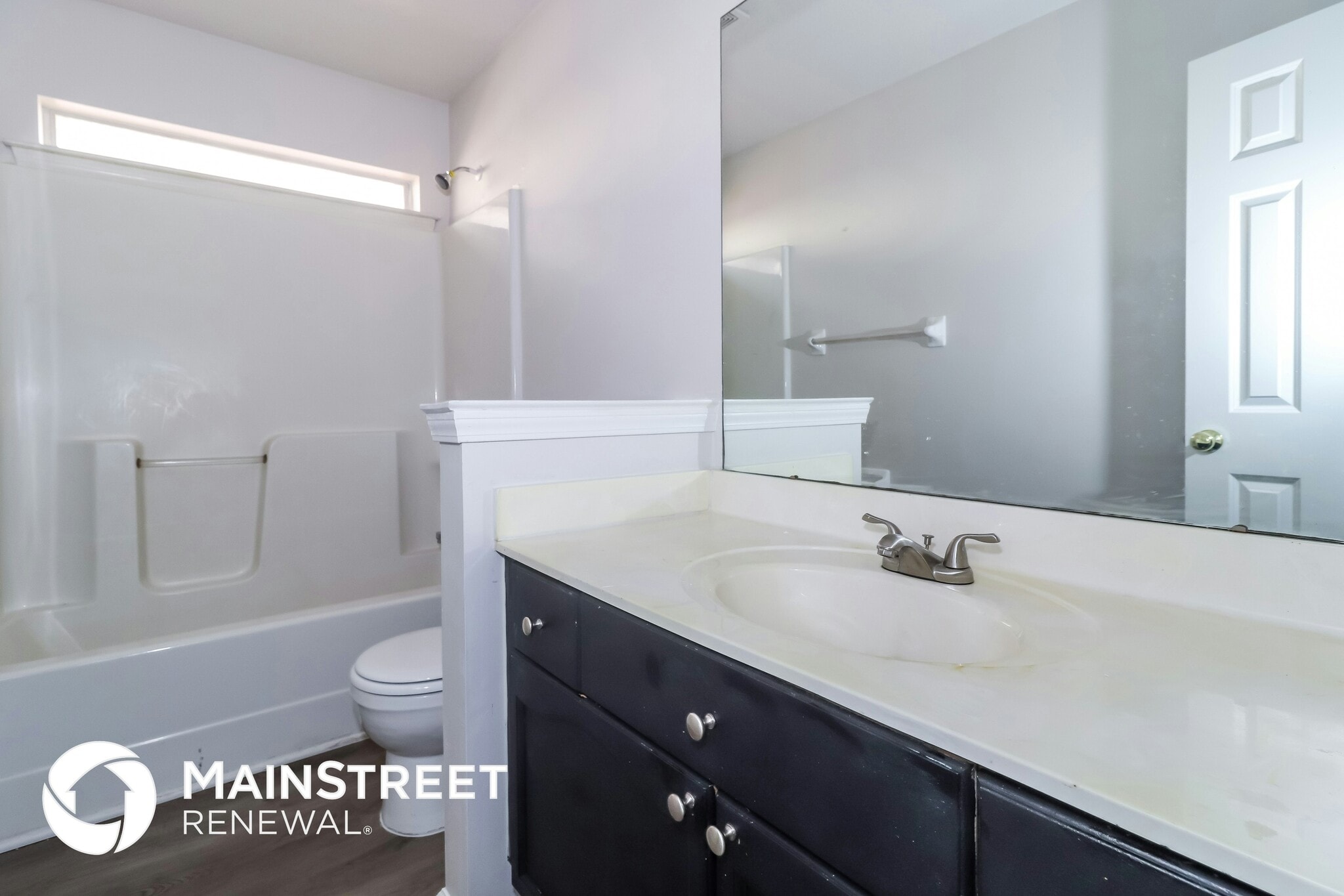 Building Photo - 7068 Kings Crown Dr