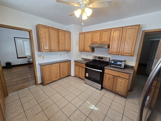 Building Photo - 310 Genoa Rd