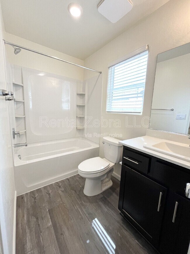Building Photo - 4063 Cinnabar Ct