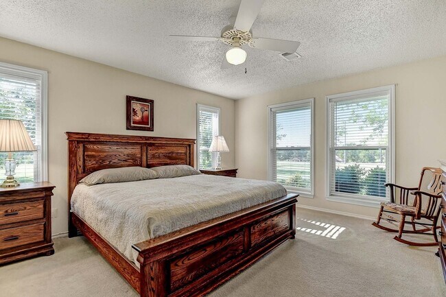 Building Photo - 13075 FM 121