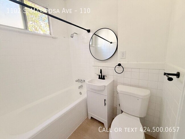 Building Photo - 1102 S Mariposa Ave