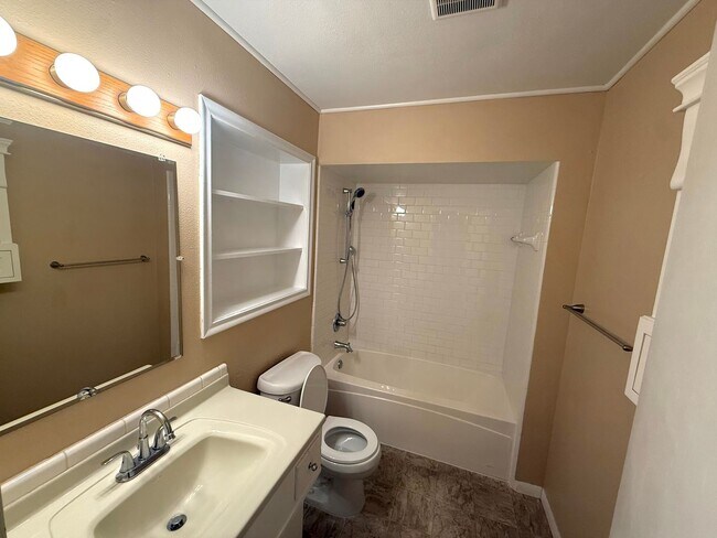 Building Photo - 241 Merribrook Trail