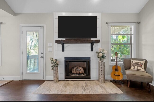 Building Photo - 2828 Russet Ridge Dr