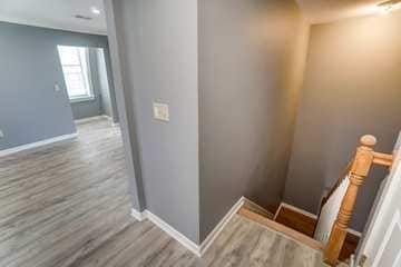 Building Photo - 852 Lincoln Ave