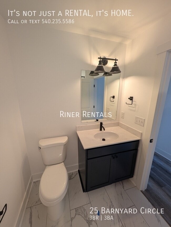 Building Photo - 25 Barnyard Cir